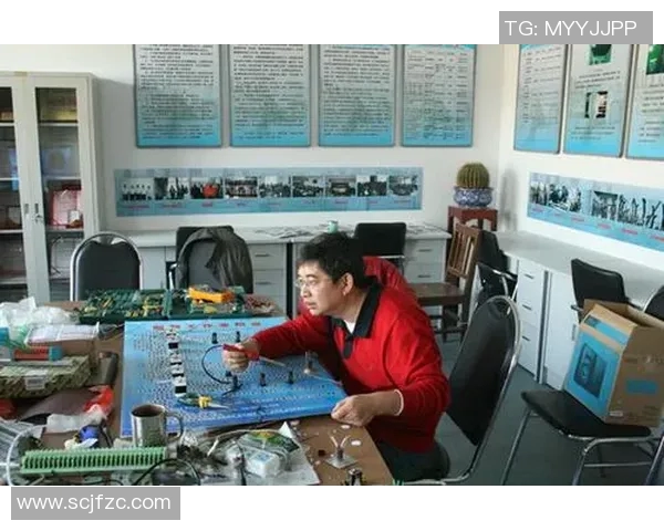 李泓澎:在科技与艺术交汇处的创新探索之旅 李泓澎:在科技与艺术交汇处的创新探索之旅